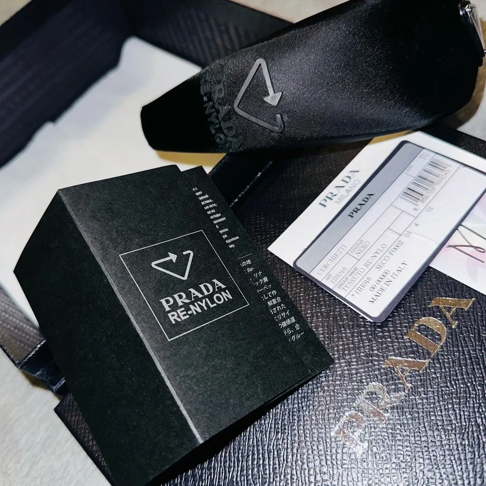 Prada: Re-Nylon Logo 2021 Black Oversized Puffy Headband (NWT) - Picture 8 of 16